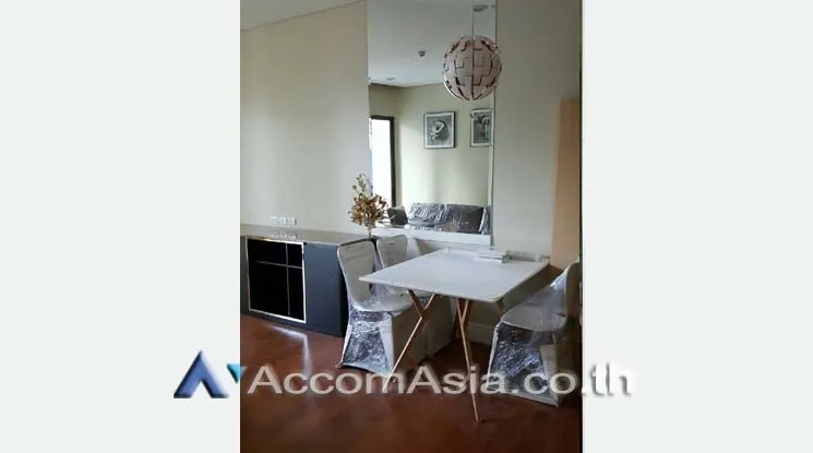 unit 2 Bedrooms  Condominium For Rent in Sukhumvit, Bangkok  near BTS Phrom Phong (AA14463)