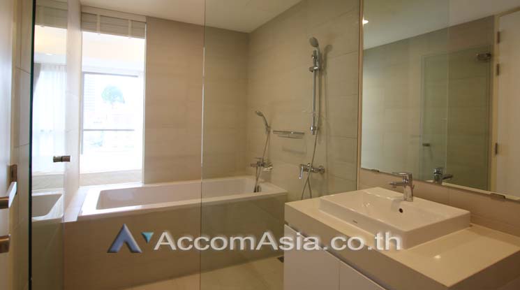 9  2 br Apartment For Rent in Sukhumvit ,Bangkok BTS Phrom Phong at A Cozy Low-Rise Residence 6 Mins Walk From BTS AA14511