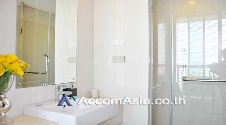 6  Studio Condominium For Rent in Sukhumvit ,Bangkok BTS Phra khanong at Le Luk AA14523