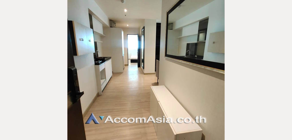  1  2 br Condominium For Rent in Sukhumvit ,Bangkok BTS Phra khanong at Sky Walk Condominium AA14525