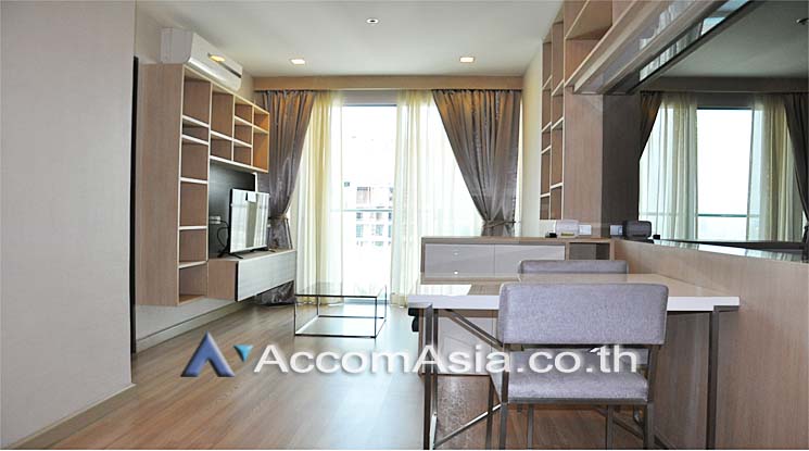 2  1 br Condominium For Rent in Sukhumvit ,Bangkok BTS Phra khanong at Sky Walk Condominium AA14527
