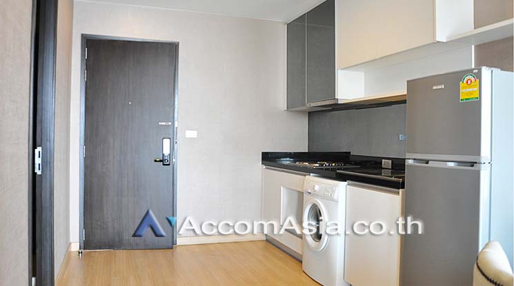  1  1 br Condominium For Rent in Sukhumvit ,Bangkok BTS Phra khanong at Sky Walk Condominium AA14528