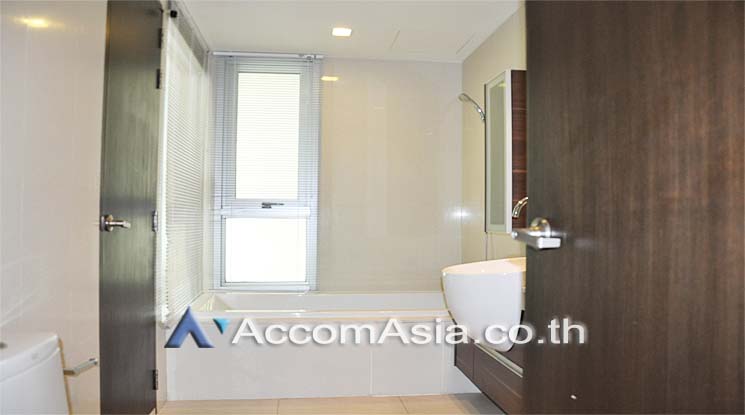 7  1 br Condominium For Rent in Sukhumvit ,Bangkok BTS Phra khanong at Sky Walk Condominium AA14528