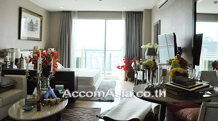  Sky Walk Condominium Condominium  studio Bedroom for Rent BTS Phra khanong in Sukhumvit Bangkok