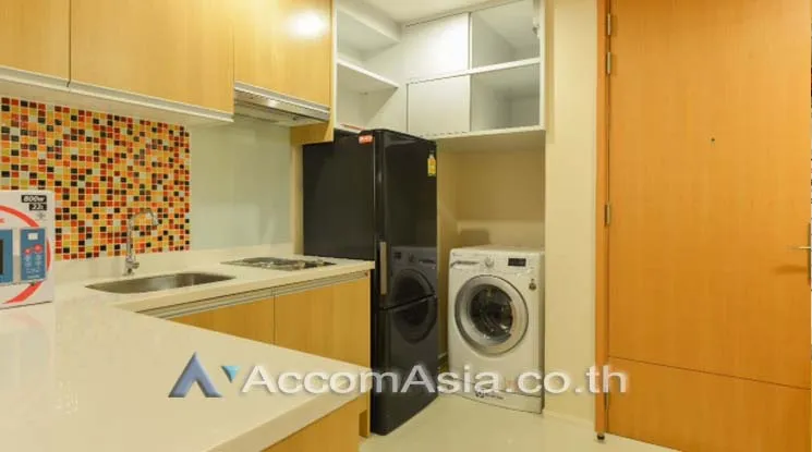 unit 1 Bedroom  Condominium For Rent in Phaholyothin, Bangkok  near ARL Makkasan - MRT Phetchaburi (AA14559)