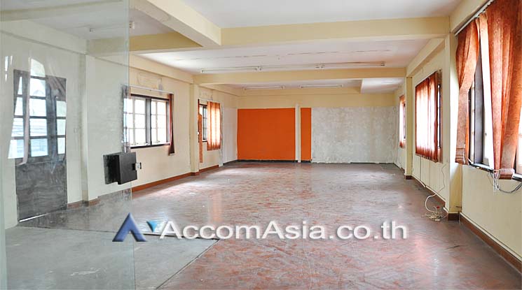 5  4 br Shophouse for rent and sale in Sukhumvit ,Bangkok BTS Asok AA14623