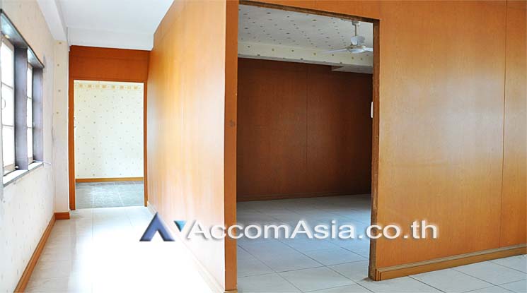 7  4 br Shophouse for rent and sale in Sukhumvit ,Bangkok BTS Asok AA14623