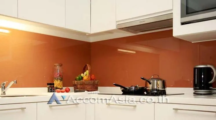 unit Studio  Apartment For Rent in Sukhumvit, Bangkok  near BTS Nana (AA14718)