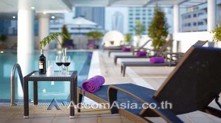 unit 1 Bedroom  Apartment For Rent in Sukhumvit, Bangkok  near BTS Nana (AA14722)