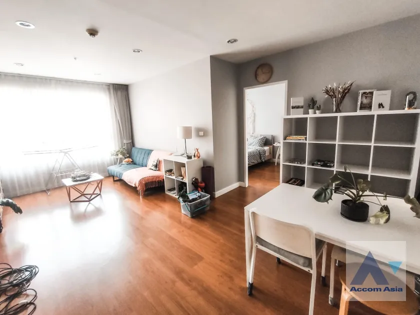 unit 1 Bedroom  Condominium For Rent & Sale in Sukhumvit, Bangkok  near BTS Phrom Phong (AA14738)