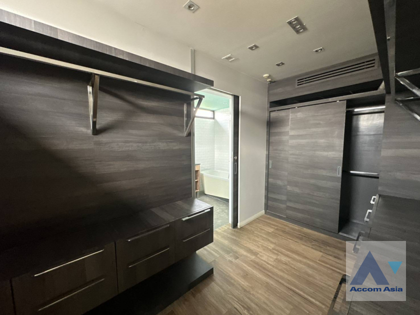 20  2 br Condominium For Rent in Sukhumvit ,Bangkok BTS Ekkamai - BTS Phra khanong at Penthouse Condominium 1 AA14773