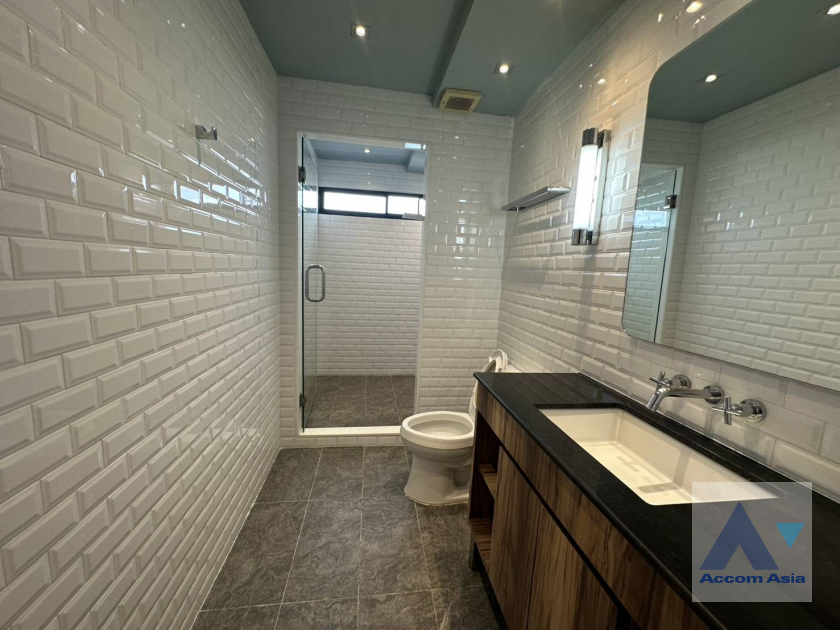 24  2 br Condominium For Rent in Sukhumvit ,Bangkok BTS Ekkamai - BTS Phra khanong at Penthouse Condominium 1 AA14773