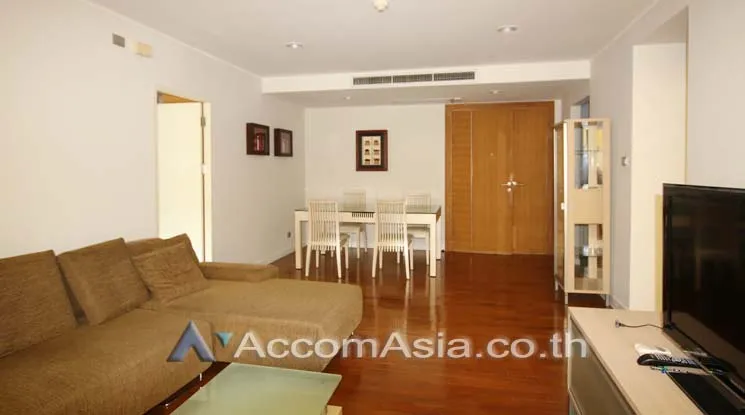 unit 2 Bedrooms  Condominium For Rent in Ploenchit, Bangkok  near BTS Ploenchit (AA14881)