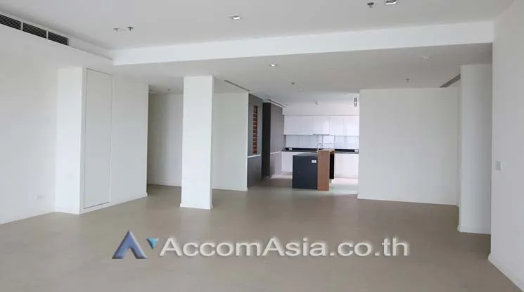 unit 3 Bedrooms  Condominium For Sale in Charoen Nakhon, Bangkok  near BTS Krung Thon Buri (AA14942)