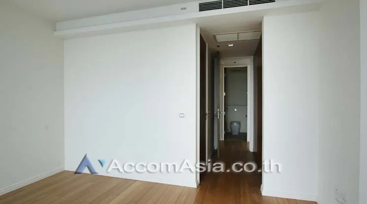 11  3 br Condominium For Sale in Charoen Nakhon ,Bangkok BTS Krung Thon Buri at The River Condominium AA14943