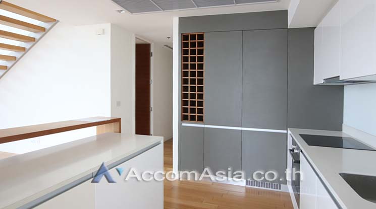 4  3 br Condominium For Sale in Charoen Nakhon ,Bangkok BTS Krung Thon Buri at The River Condominium AA14943