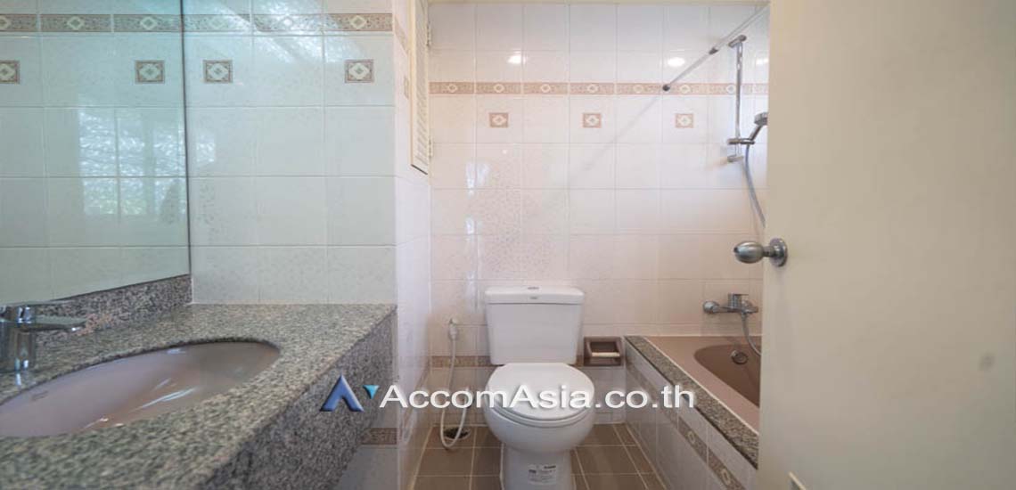 8  2 br Apartment For Rent in Sathorn ,Bangkok BTS Chong Nonsi at Classic Contemporary Style AA15093