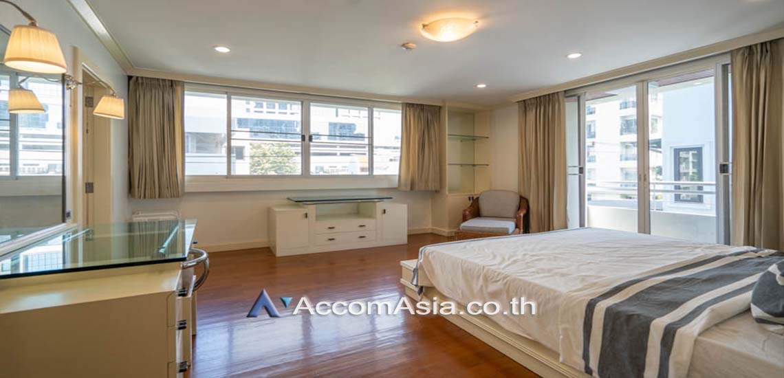 7  2 br Apartment For Rent in Sathorn ,Bangkok BTS Chong Nonsi at Classic Contemporary Style AA15093