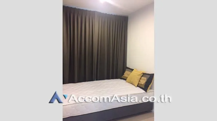 unit 2 Bedrooms  Condominium For Rent in Sathorn, Bangkok  near BRT Sathorn - BTS Chong Nonsi (AA15185)