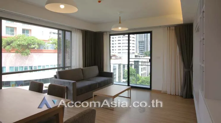 unit 2 Bedrooms  Apartment For Rent in Sukhumvit, Bangkok  near BTS Phrom Phong (AA15300)
