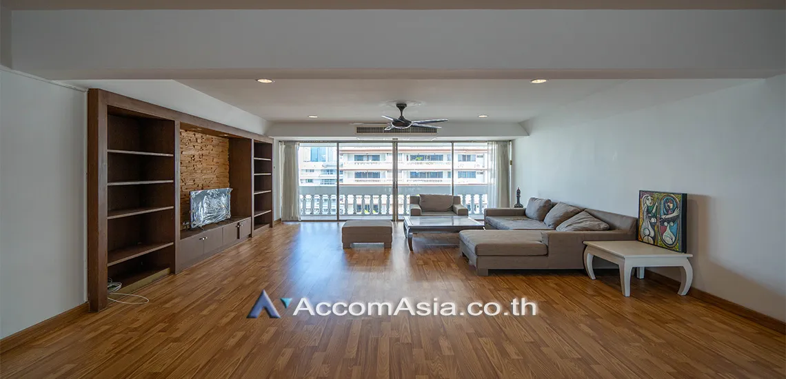  2  3 br Apartment For Rent in Sukhumvit ,Bangkok BTS Asok at Family Apartment with Lake View AA15312
