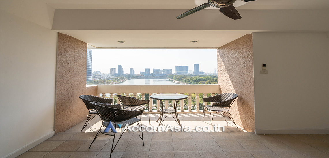 6  3 br Apartment For Rent in Sukhumvit ,Bangkok MRT Sukhumvit - BTS Asok at Family Apartment with Lake View AA15312