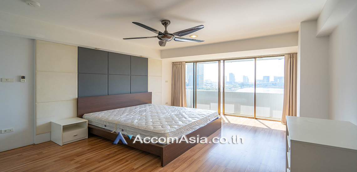 8  3 br Apartment For Rent in Sukhumvit ,Bangkok MRT Sukhumvit - BTS Asok at Family Apartment with Lake View AA15312