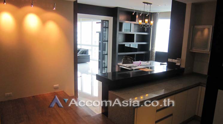 unit 3 Bedrooms  Condominium For Rent in Sukhumvit, Bangkok  near MRT Sukhumvit - BTS Asok (AA15467)