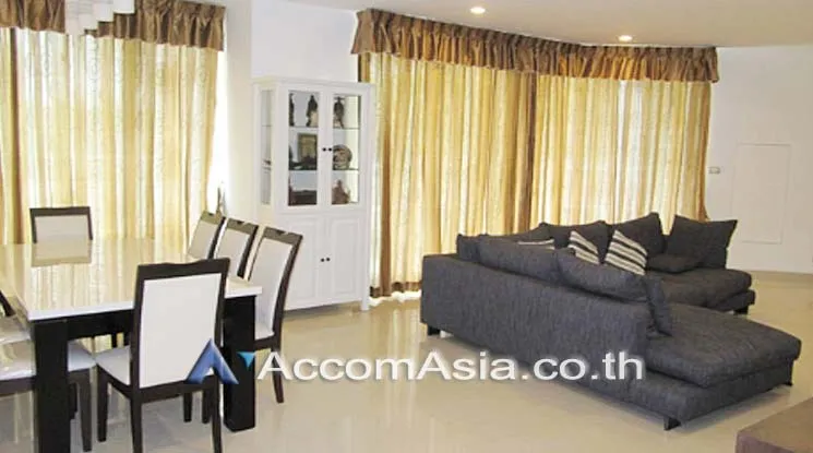 unit 3 Bedrooms  Condominium For Rent & Sale in Charoen Nakhon, Bangkok  near BTS Krung Thon Buri (AA15527)
