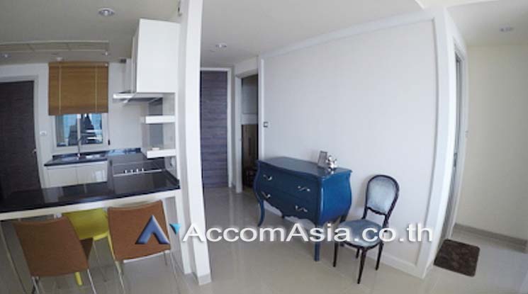  1  3 br Condominium For Sale in Charoen Nakhon ,Bangkok BTS Krung Thon Buri at WaterMark Chaophraya River AA15528