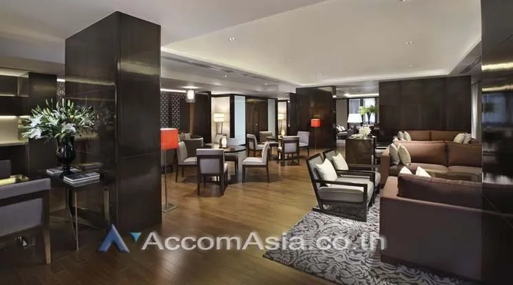  1  4 br Condominium For Rent in Ploenchit ,Bangkok BTS Ratchadamri at The St. Regis Bangkok (Residences) AA15677