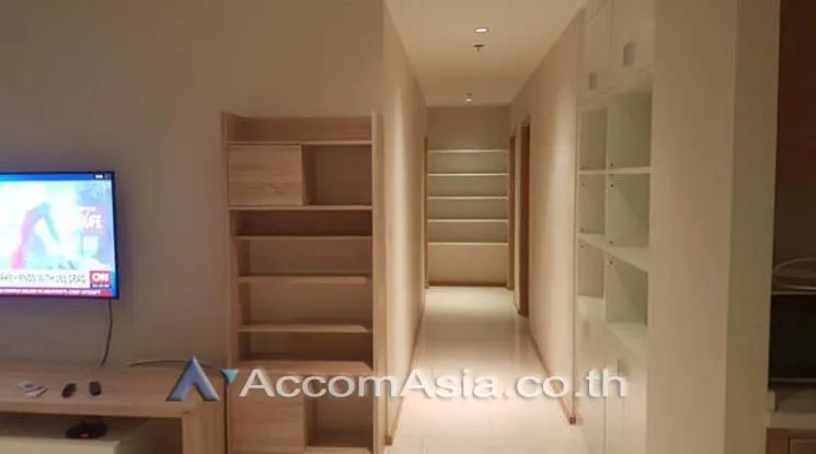 unit 3 Bedrooms  Condominium For Rent in Sukhumvit, Bangkok  near BTS Phrom Phong (AA15694)