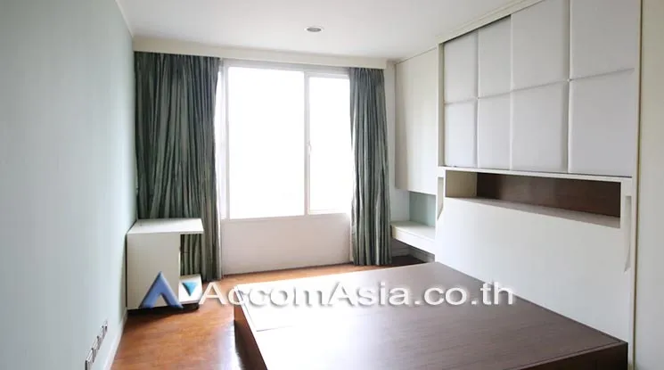 6  2 br Condominium For Sale in Ploenchit ,Bangkok BTS Ploenchit at Baan Siri Ruedee AA15721
