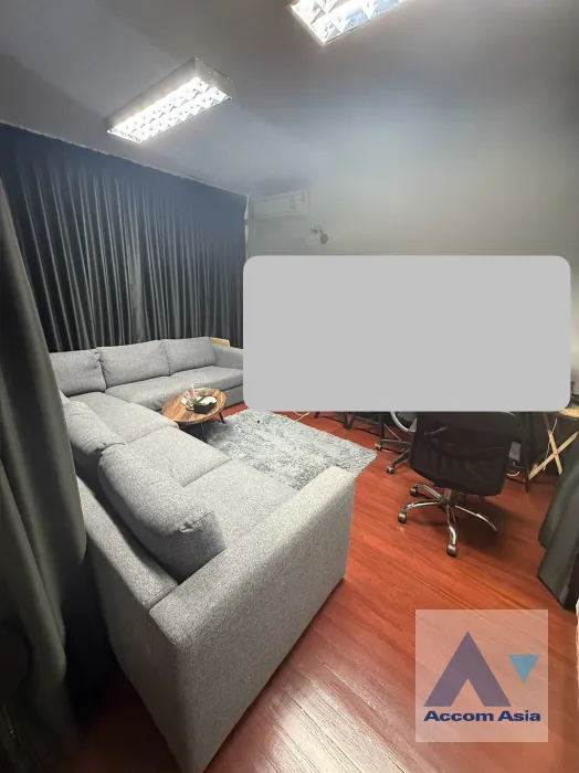6  7 br House For Rent in Sukhumvit ,Bangkok BTS Thong Lo AA15750