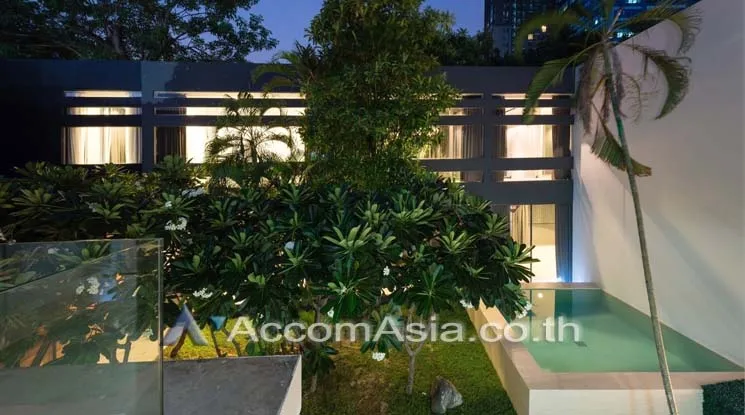 unitHome Office, Private Swimming Pool |  3 Bedrooms  House For Rent & Sale in Sukhumvit, Bangkok  near BTS Thong Lo (AA15751)