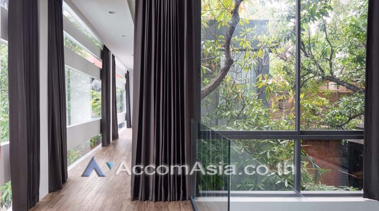 5  3 br House for rent and sale in Sukhumvit ,Bangkok BTS Thong Lo AA15751