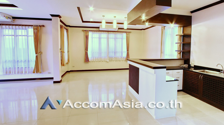 5  4 br House For Rent in Sukhumvit ,Bangkok BTS Ekkamai AA15757
