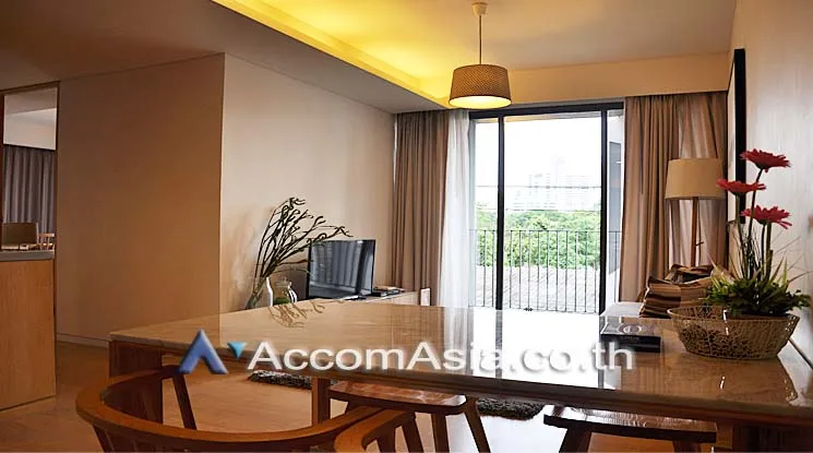 unit 2 Bedrooms  Condominium For Rent in Sukhumvit, Bangkok  near BTS Phrom Phong (AA15793)