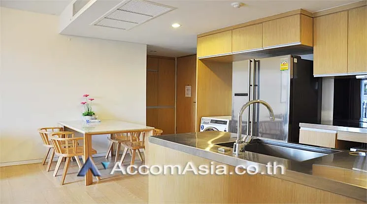 unit 2 Bedrooms  Condominium For Rent in Sukhumvit, Bangkok  near BTS Phrom Phong (AA15793)