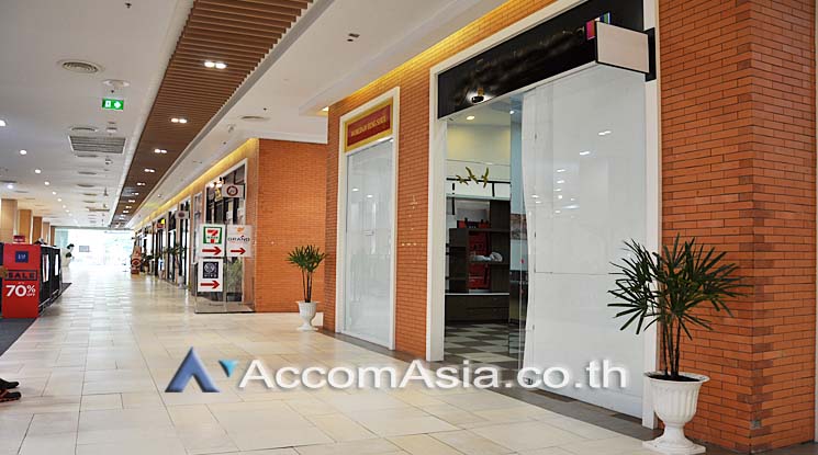  1  Retail / Showroom For Rent in Ratchadaphisek ,Bangkok MRT Rama 9 at The Shoppes Grand Rama9 @ Belle AA15795