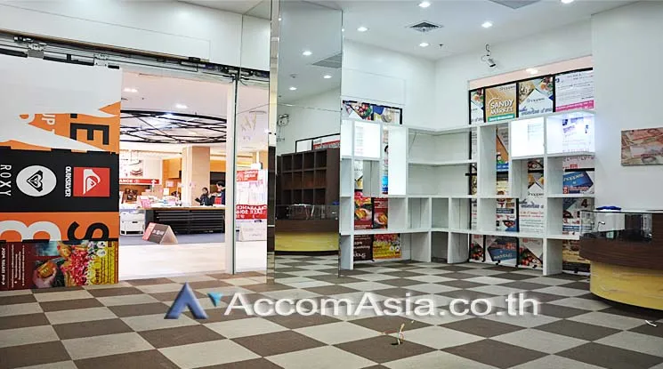 unit Retail / showroom For Rent in Ratchadaphisek, Bangkok  near MRT Rama 9 (AA15795)