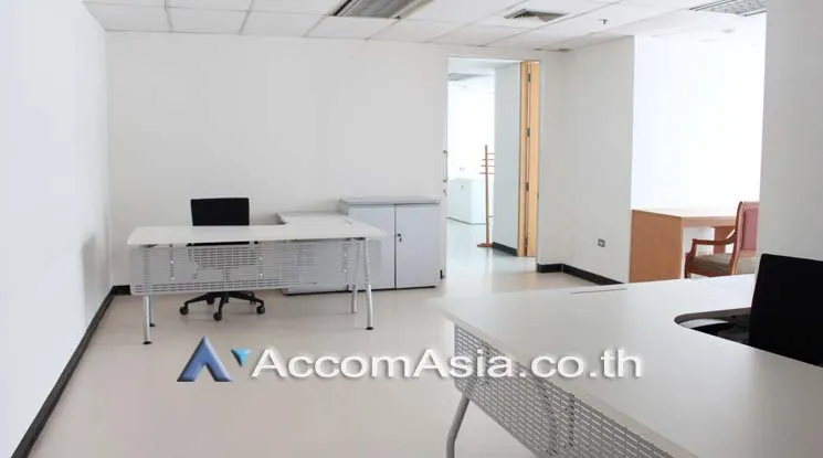 13  Office Space For Rent in Ploenchit ,Bangkok MRT Lumphini at Kian Gwan 3 AA15851