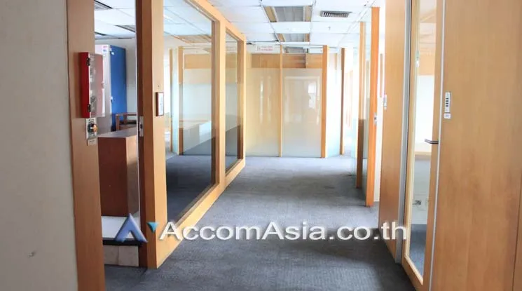 6  Office Space For Rent in Ploenchit ,Bangkok MRT Lumphini at Kian Gwan 3 AA15854