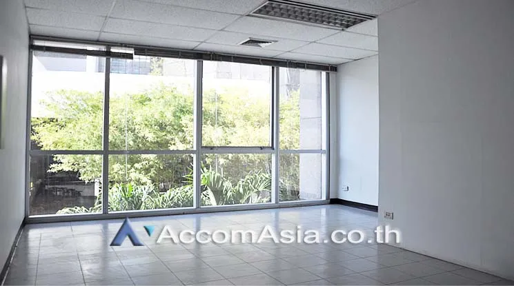 unit Office space For Rent in Ploenchit, Bangkok  near MRT Lumphini (AA15858)