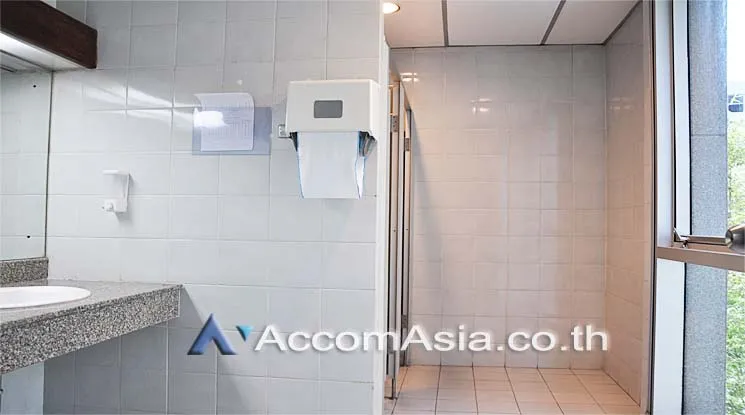 5  Office Space For Rent in Ploenchit ,Bangkok MRT Lumphini at Kian Gwan 3 AA15858