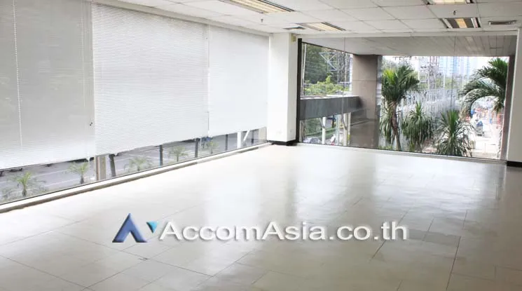 unit Office space For Rent in Ploenchit, Bangkok  near MRT Lumphini (AA15859)