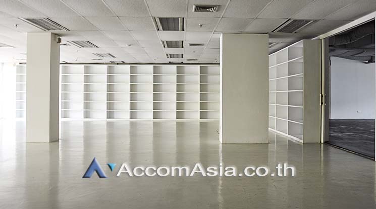 9  Office Space For Rent in Ploenchit ,Bangkok MRT Lumphini at Kian Gwan 3 AA15860