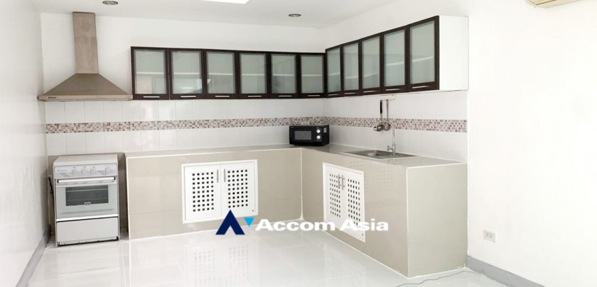  1  3 br Apartment for rent and sale in Sukhumvit ,Bangkok MRT Phetchaburi - BTS Phrom Phong at Classic Residence AA15863