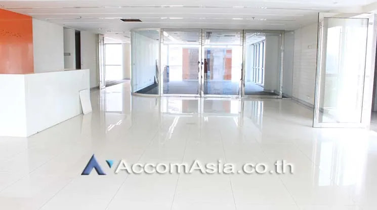 unit Office space For Rent in Ploenchit, Bangkok  near MRT Lumphini (AA15864)