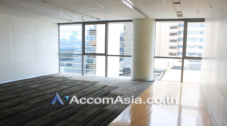 5  Office Space For Rent in Ploenchit ,Bangkok MRT Lumphini at Kian Gwan 2 AA15864